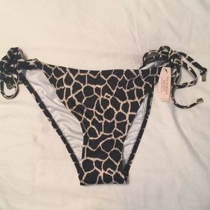 Victoria’s Secret’s brand new swim bottoms medium